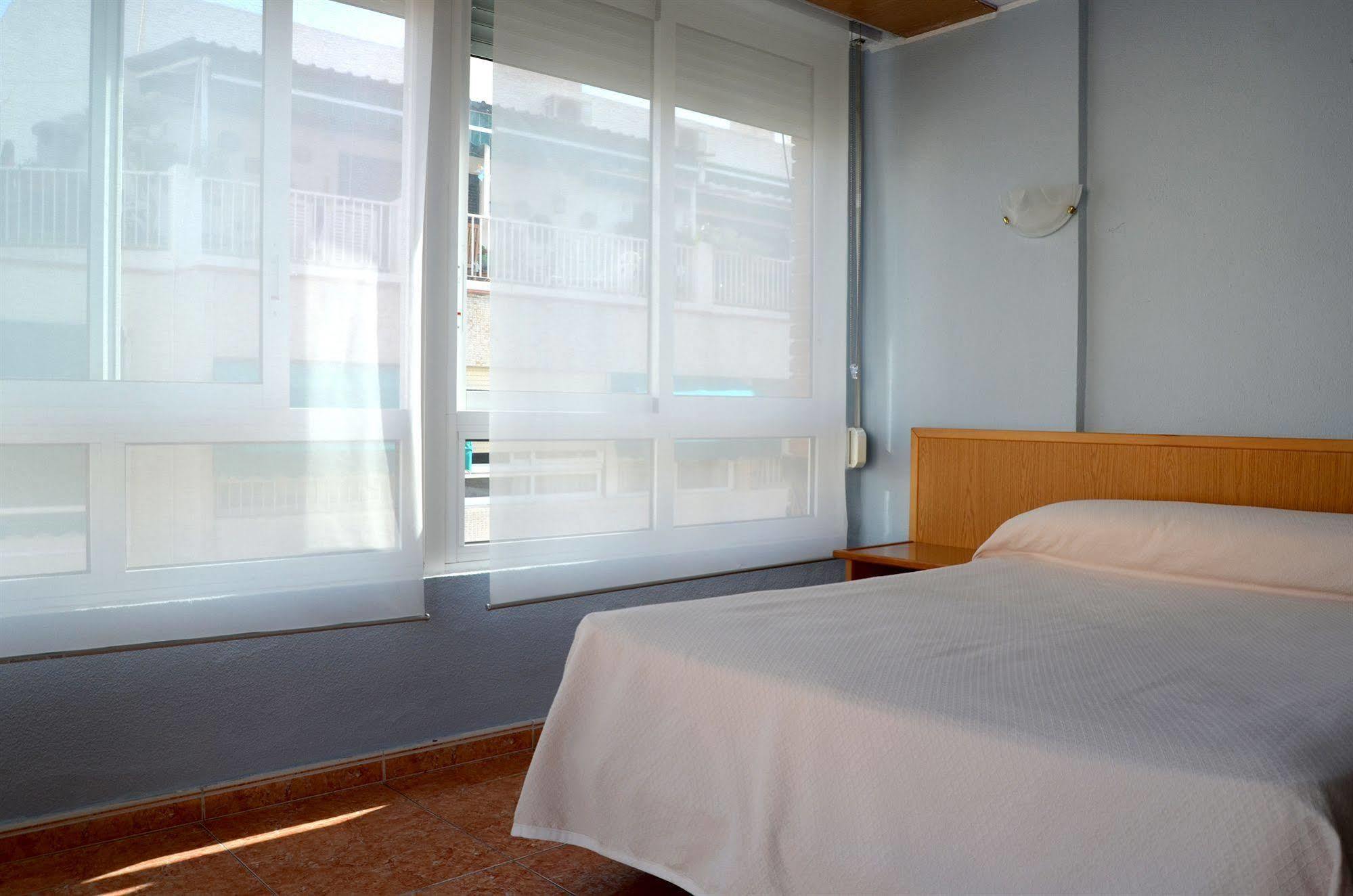 Hotel Cervantes Alicante Ngoại thất bức ảnh